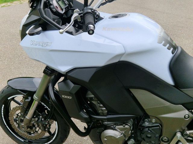 kawasaki - versys-1000-abs