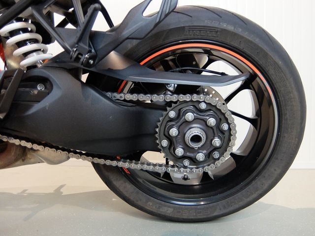 ktm - 1290-super-duke-gt