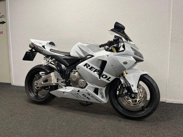 honda - cbr-600-rr