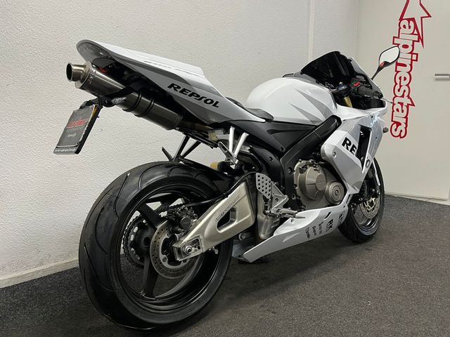 honda - cbr-600-rr