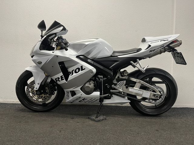 honda - cbr-600-rr