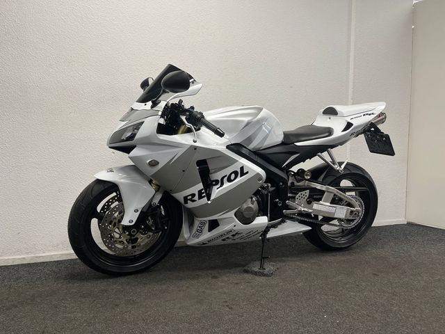 honda - cbr-600-rr