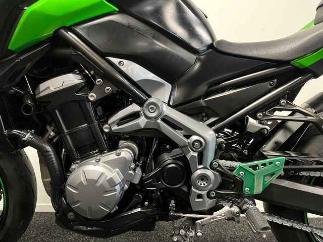 kawasaki - z900