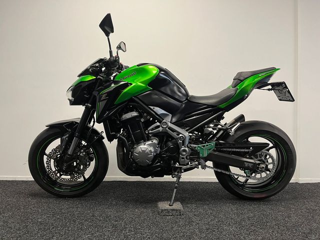 kawasaki - z900