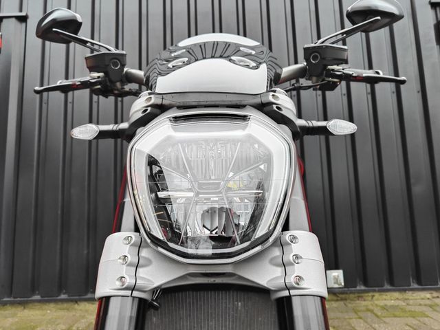 ducati - xdiavel-s