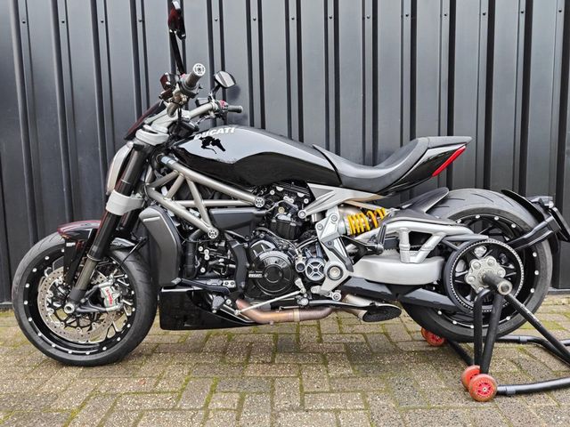 ducati - xdiavel-s
