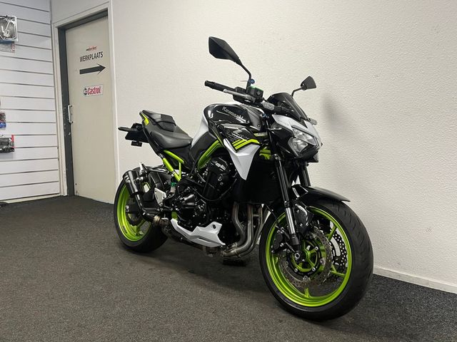 kawasaki - z900