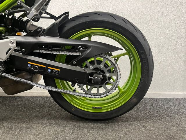 kawasaki - z900