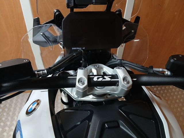 bmw - r-1300-gs