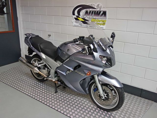 yamaha - fjr-1300