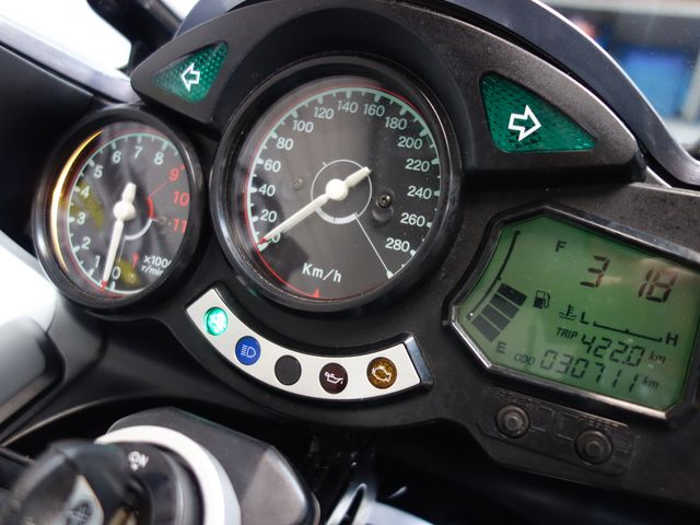 yamaha - fjr-1300