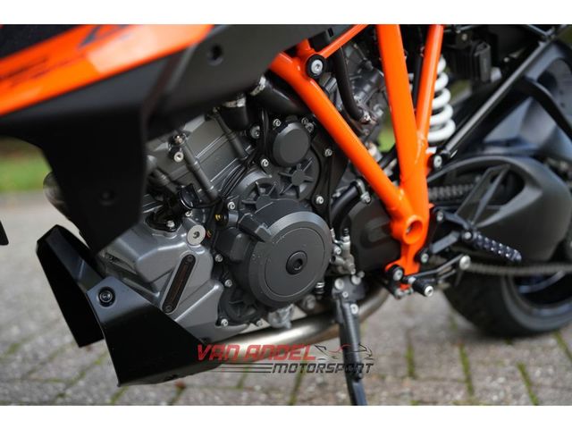 ktm - 1290-super-duke-gt