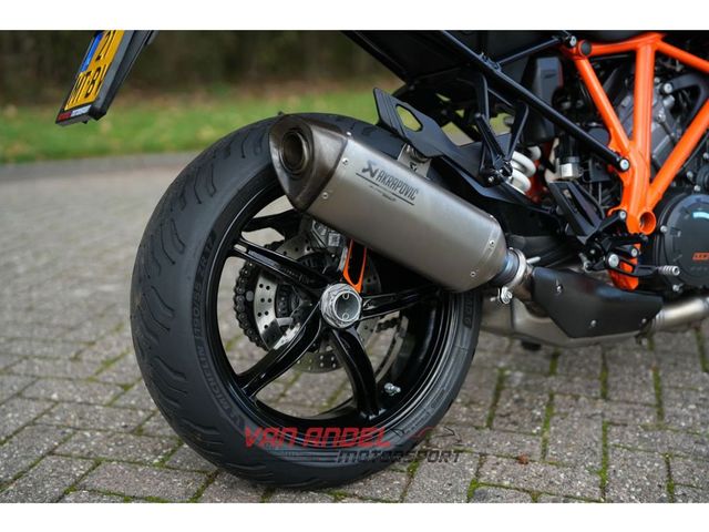 ktm - 1290-super-duke-gt