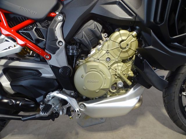 ducati - multistrada-v4-s