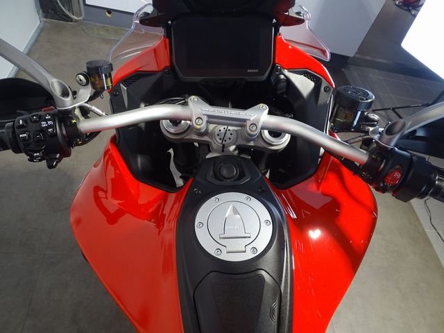 ducati - multistrada-v4-s