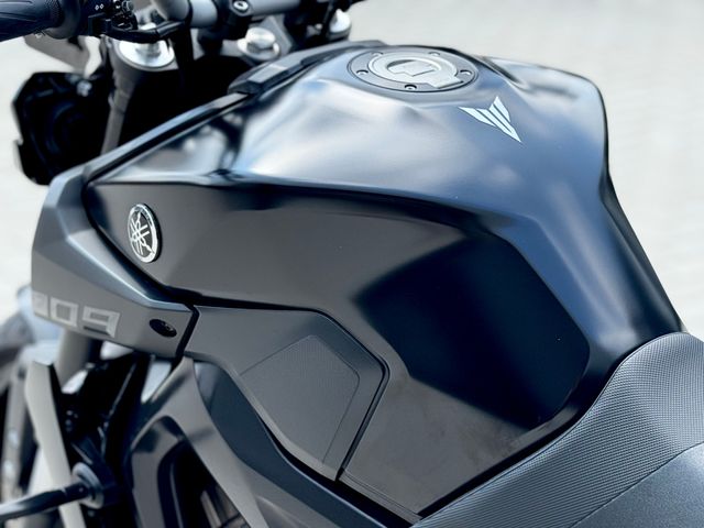 yamaha - mt-09-abs