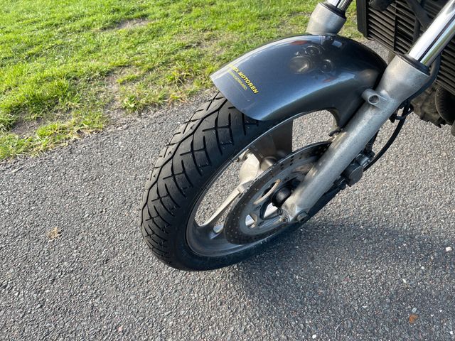 honda - ntv-650-revere