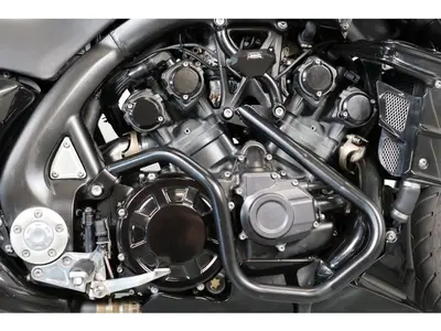 YAMAHA VMX 1700 VMAX – foto 4