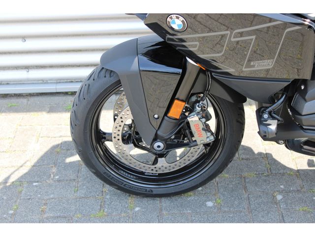 bmw - r-1300-rt