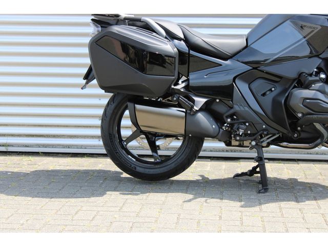bmw - r-1300-rt