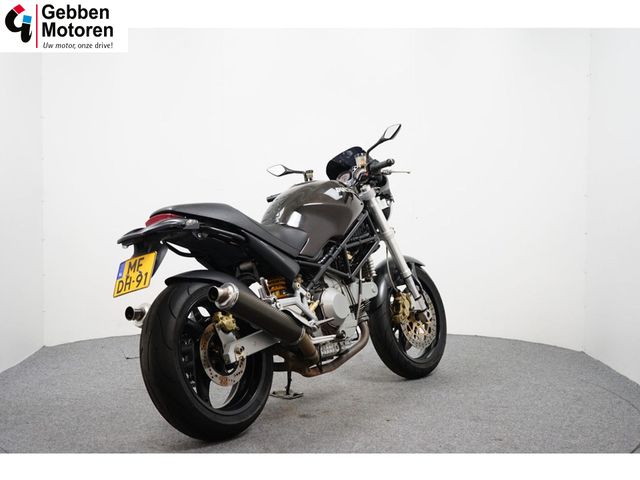 ducati - m-900-monster