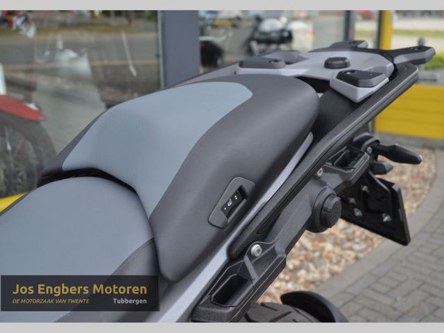 bmw - r-1300-gs