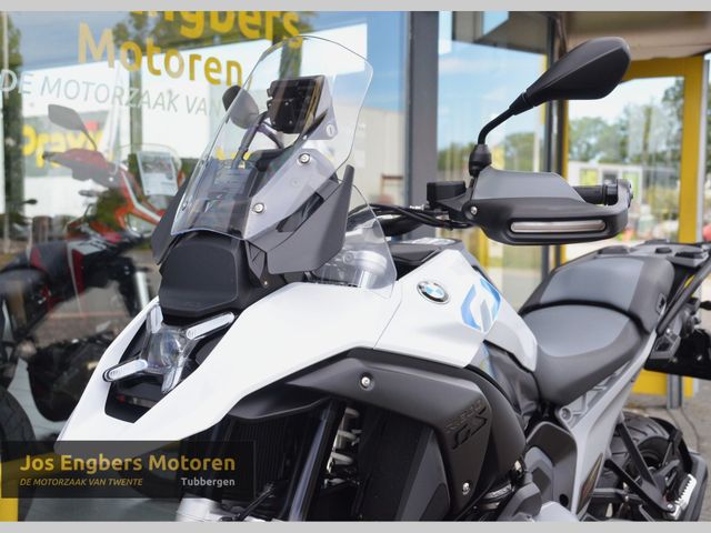 bmw - r-1300-gs