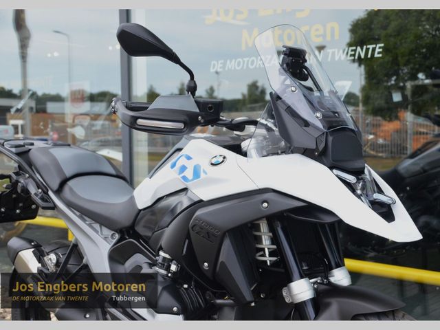 bmw - r-1300-gs