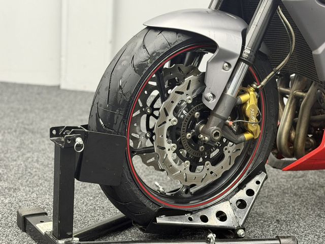 triumph - street-triple-r