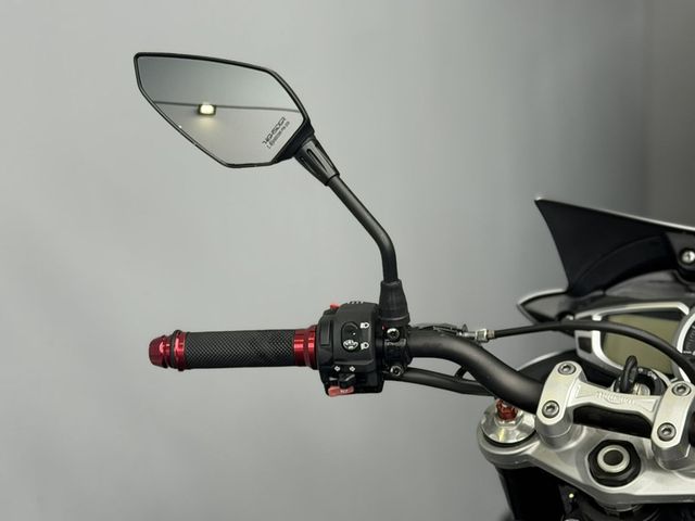 triumph - street-triple-r