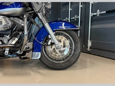 HARLEY-DAVIDSON ROAD KING CLASSIC FLHRCI – foto 3