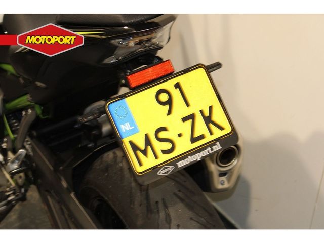 kawasaki - z900