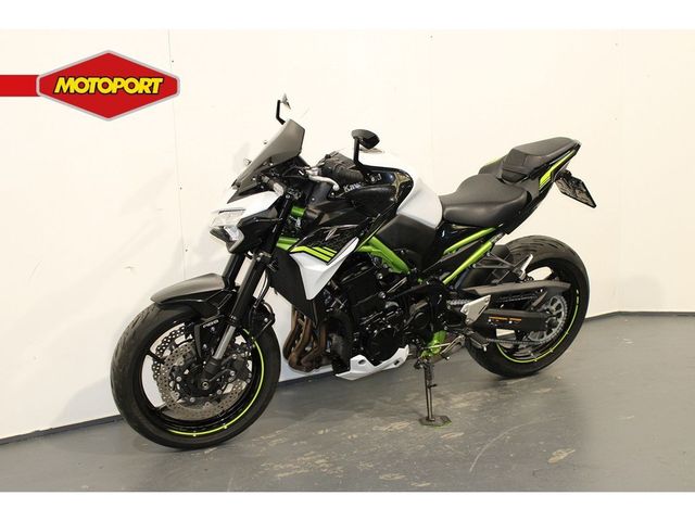 kawasaki - z900