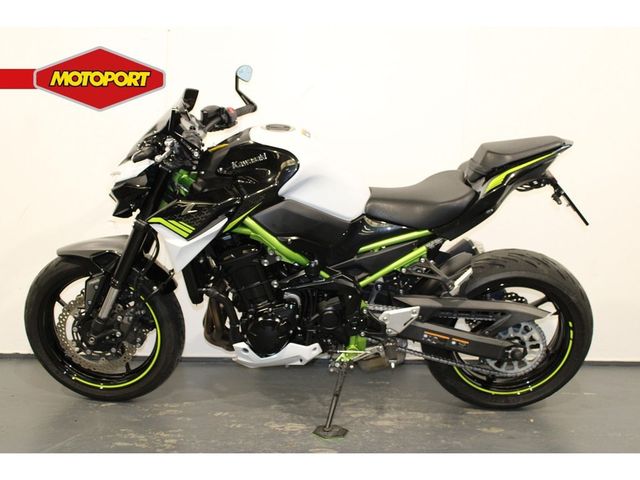 kawasaki - z900