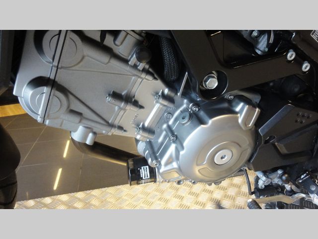 suzuki - v-strom-dl-650-abs
