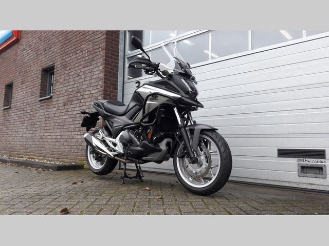 honda - nc-750-x-dct