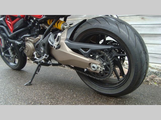 ducati - monster-821