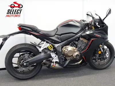HONDA CBR 650 R – foto 3