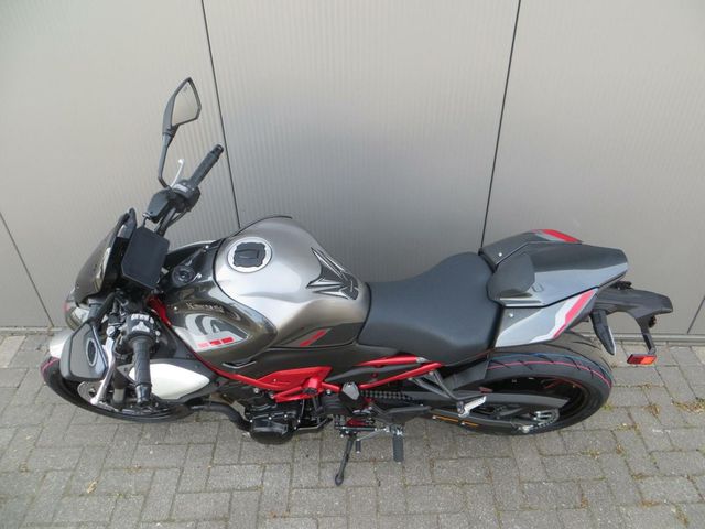 kawasaki - z900-performance