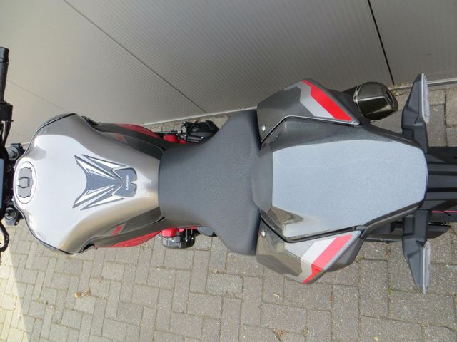 kawasaki - z900-performance