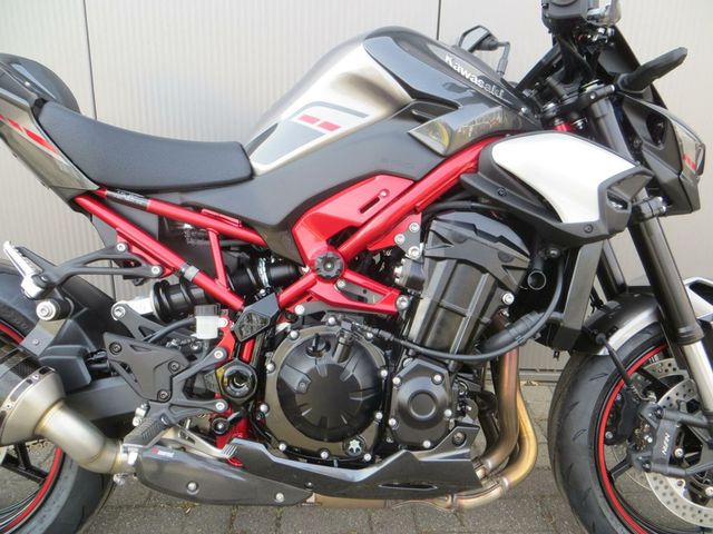 kawasaki - z900-performance