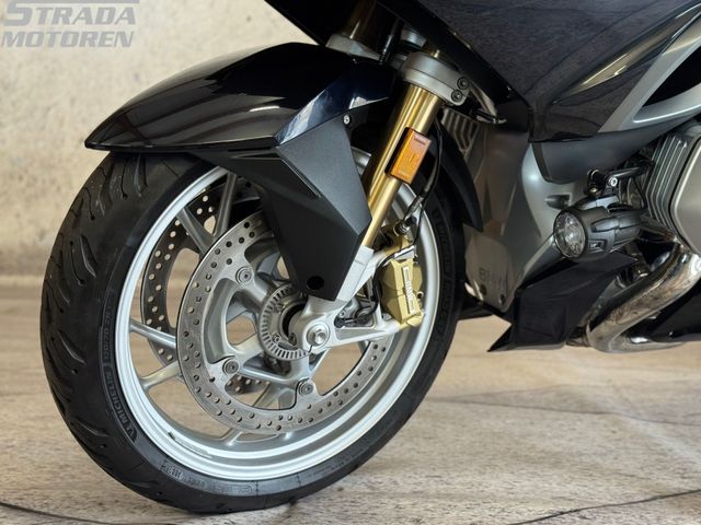 bmw - r-1250-rt