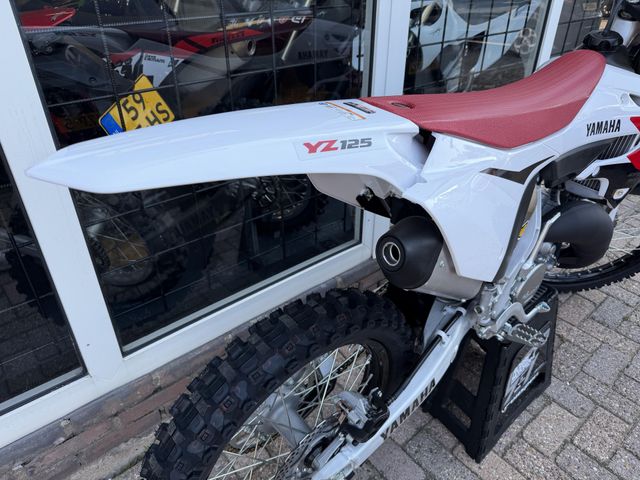 yamaha - yz-125-70th-anniversary-edition