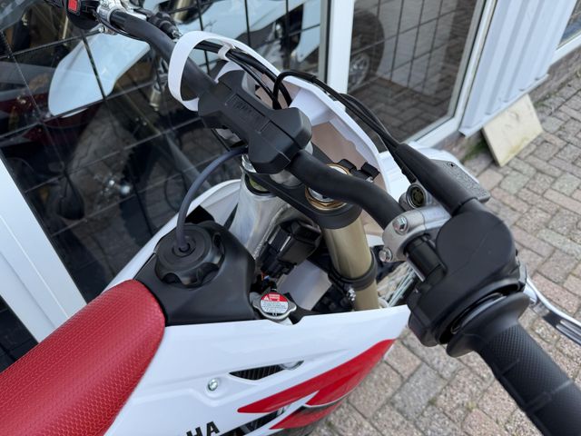 yamaha - yz-125-70th-anniversary-edition
