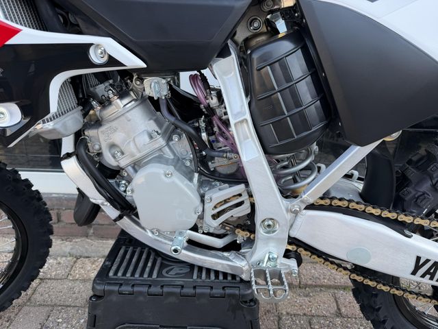 yamaha - yz-125-70th-anniversary-edition