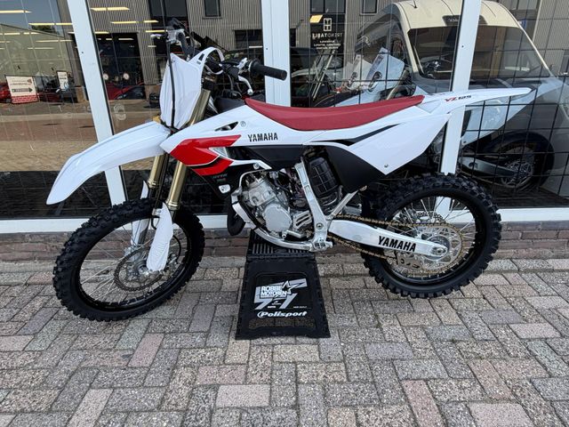 yamaha - yz-125-70th-anniversary-edition