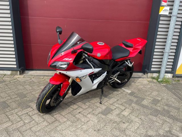 yamaha - yzf-r1