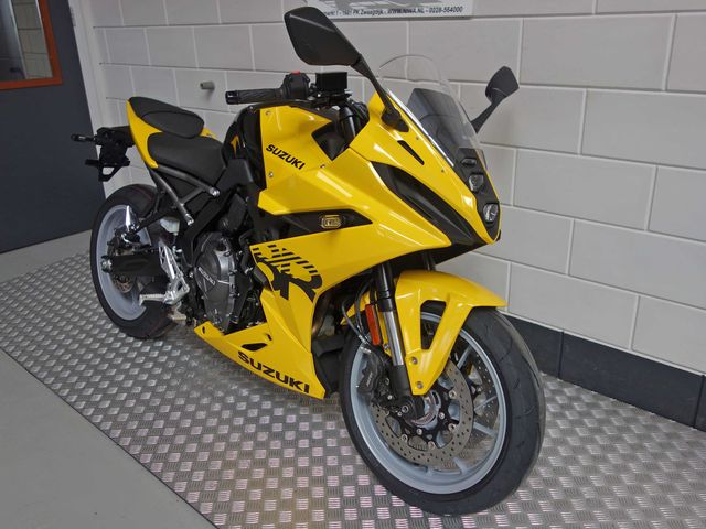 suzuki - gsx-8r