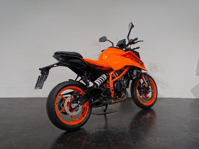 ktm - 390-duke-abs
