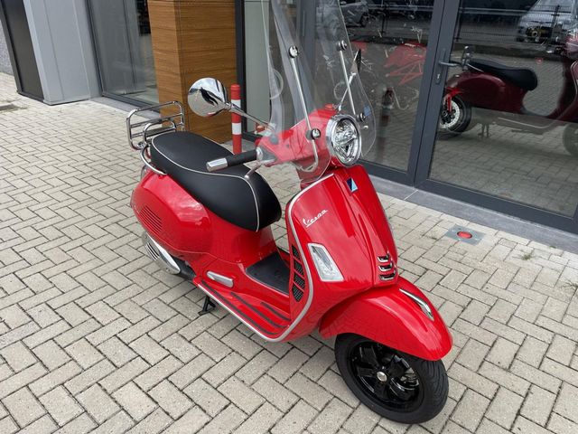 vespa - gts-300-super-sport